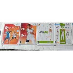 Nintendo Wii Video Game Bundle